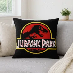 Leuk Decoratief Sierkussen Jurassic Park Logo - 45 cm